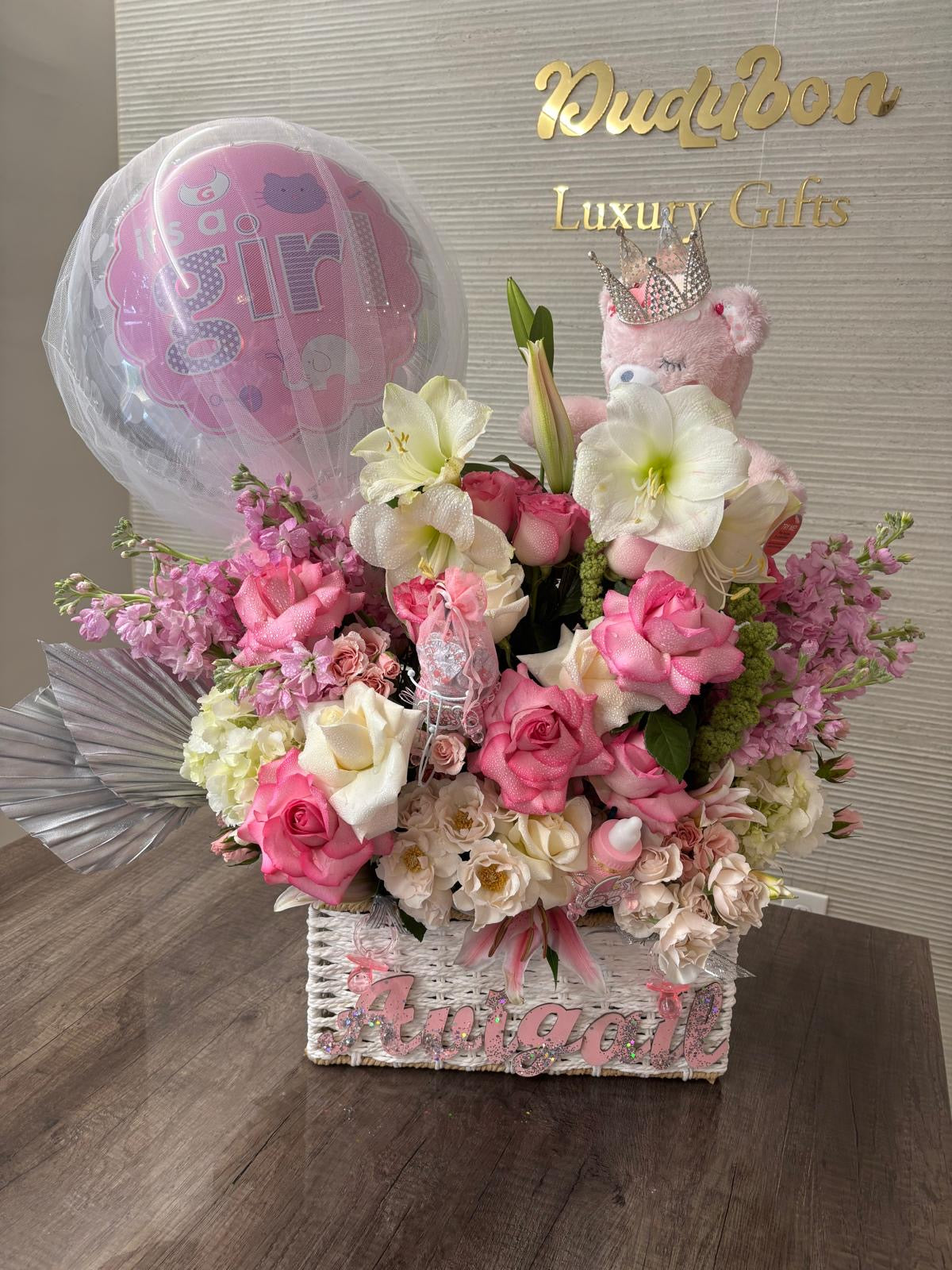 BABY GIRL FLOWER BALOON GIFT