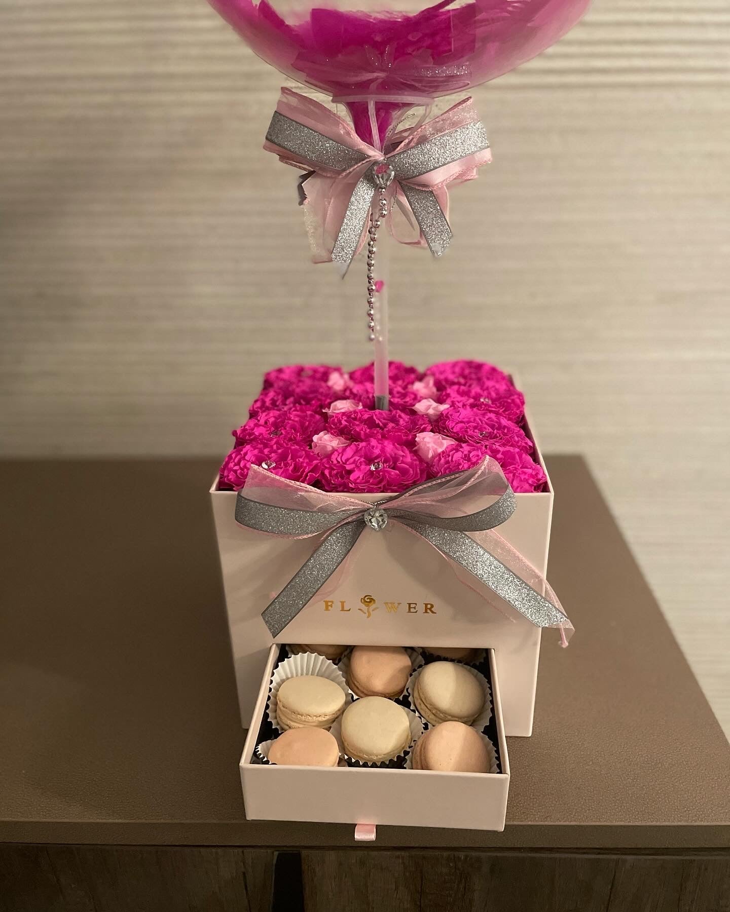 Preserved Roses Gift Box- L